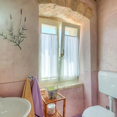 Holiday home Ella Vidulini